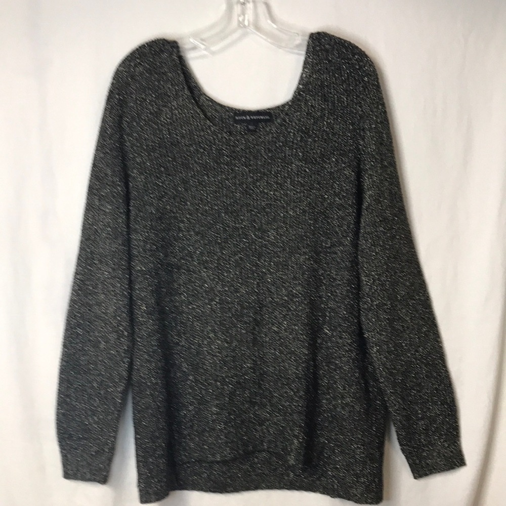 ROCK & Republic Women’s Sweater Pullover Size L Black With Metallic Thread